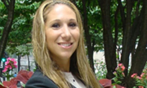 Close-up portrait Lindsey S. Strom