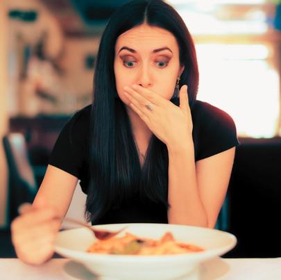 Woman feels like vomiting after being food poisoned