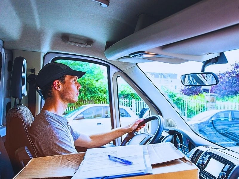 Who Is Liable for an Accident With a FedEx Truck?